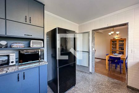 Casa à venda com 350m², 3 quartos e 4 vagasCozinha