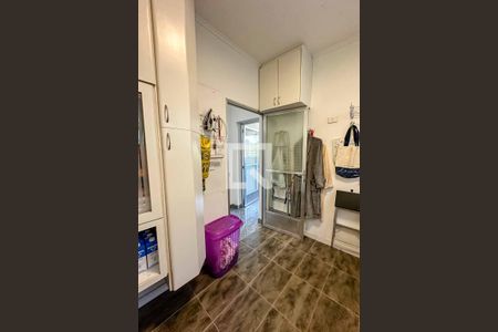 Casa à venda com 350m², 3 quartos e 4 vagasÁrea de Serviço