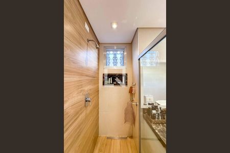 Casa à venda com 350m², 3 quartos e 4 vagasBanheiro