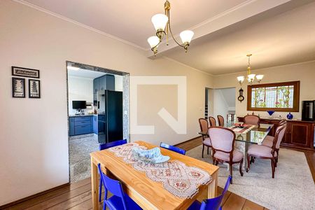 Sala de casa à venda com 3 quartos, 350m² em Vila Pauliceia, São Paulo