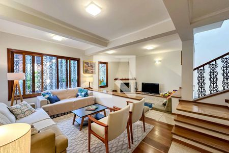 Sala de casa à venda com 3 quartos, 350m² em Vila Pauliceia, São Paulo