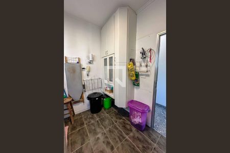 Casa à venda com 350m², 3 quartos e 4 vagasÁrea de Serviço