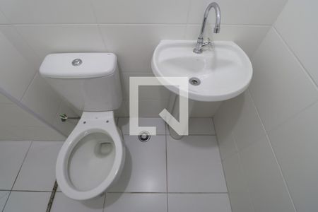 Apartamento para alugar com 44m², 2 quartos e sem vagaBanheiro