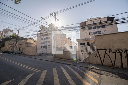 Apartamento à venda com 75m², 3 quartos e 1 vaga Apartamento à venda com 75m², 3 quartos e 1 vagafachada