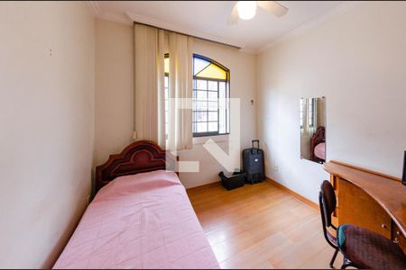 Quarto 1 de apartamento para alugar com 3 quartos, 101m² em Alto Caiçaras, Belo Horizonte