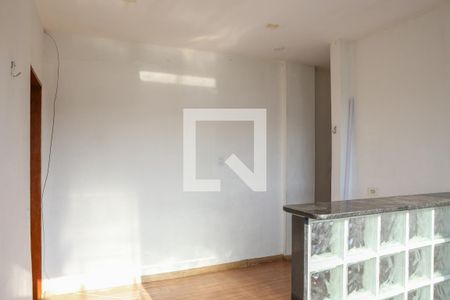 Sala e Cozinha de apartamento para alugar com 2 quartos, 35m² em Bom Retiro, São Paulo