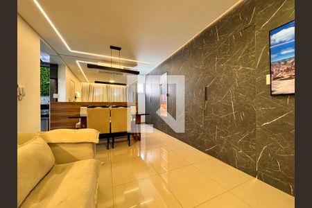Sala de apartamento para alugar com 2 quartos, 64m² em Vila Metalúrgica, Santo André