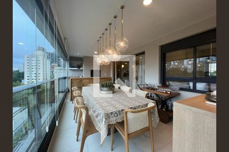 Apartamento à venda com 3 quartos, 118m² em Cerqueira César, São Paulo