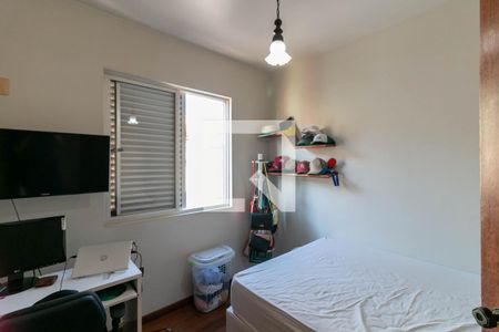 Quarto 2 de apartamento para alugar com 3 quartos, 100m² em Grajaú, Belo Horizonte