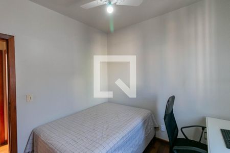 Quarto 1 de apartamento para alugar com 3 quartos, 100m² em Grajaú, Belo Horizonte