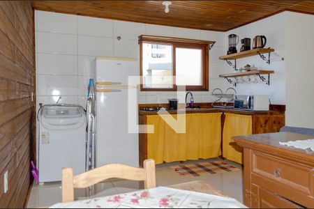 Casa para alugar com 70m², 2 quartos e 1 vagaSala / Cozinha