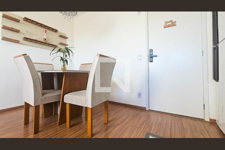 Sala de apartamento para alugar com 2 quartos, 41m² em Vila Marari, São Paulo