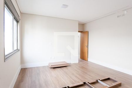 Suíte master de casa de condomínio à venda com 4 quartos, 330m² em Alphaville - Lagoa dos Ingleses, Nova Lima