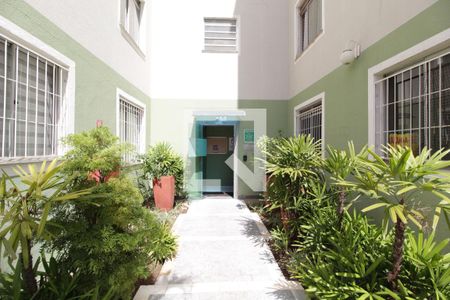 Apartamento para alugar com 45m², 2 quartos e 1 vagaHall de entrada