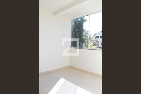 Sala de apartamento para alugar com 2 quartos, 70m² em Cajuru, Curitiba