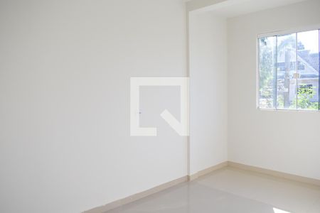 Quarto 1 de apartamento para alugar com 2 quartos, 70m² em Cajuru, Curitiba