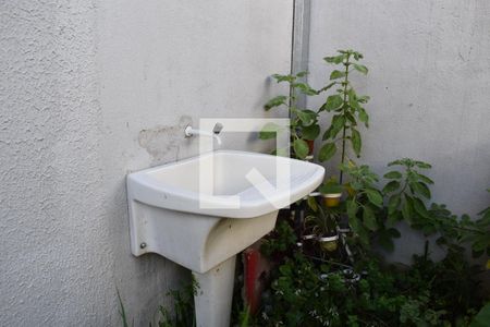 Apartamento para alugar com 70m², 2 quartos e 1 vagaÁrea de Serviço