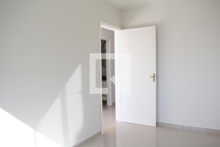 Quarto 1 de apartamento para alugar com 2 quartos, 70m² em Cajuru, Curitiba