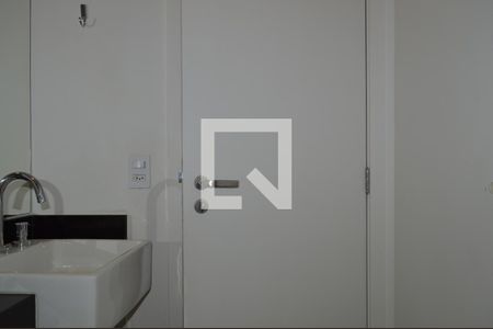 Banheiro de apartamento para alugar com 1 quarto, 16m² em Vila Mariana, São Paulo