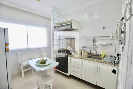Apartamento para alugar com 83m², 2 quartos e 1 vaga Apartamento para alugar com 83m², 2 quartos e 1 vagaCozinha