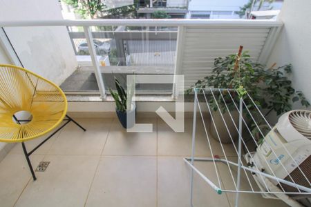Varanda de kitnet/studio para alugar com 1 quarto, 45m² em Vila Itapura, Campinas