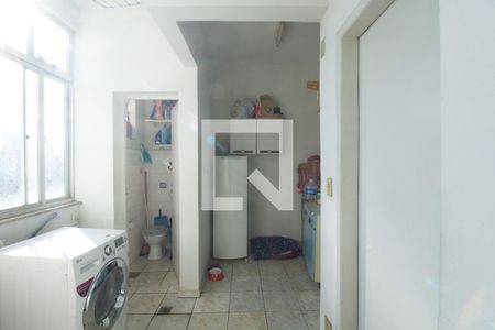 Apartamento à venda com 103m², 3 quartos e sem vagaÁrea de Serviço