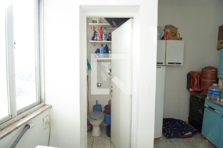 Apartamento à venda com 103m², 3 quartos e sem vagaBanheiro de serviço