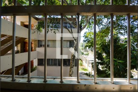 Área de Serviço - Vista  de apartamento para alugar com 2 quartos, 64m² em Parque Cecap, Guarulhos