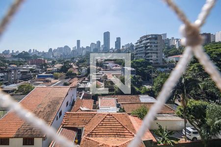 Sala - Vista de apartamento à venda com 2 quartos, 64m² em Vila Madalena, São Paulo