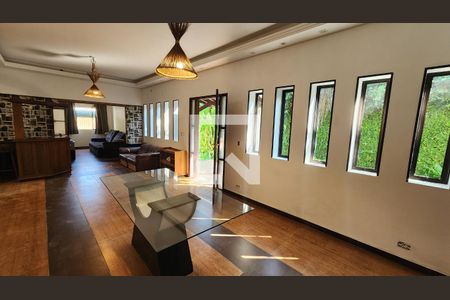 Sala de casa para alugar com 3 quartos, 350m² em Morro Nova Cintra, Santos