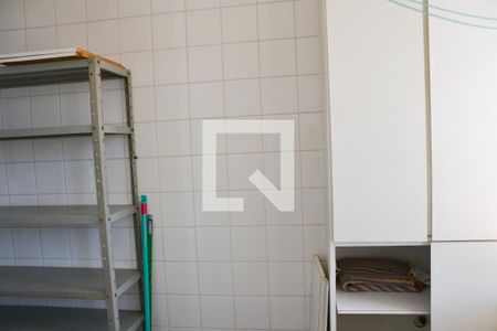 Apartamento à venda com 131m², 2 quartos e sem vagaÁrea de Serviço