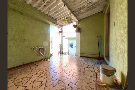 Casa à venda com 106m², 2 quartos e 4 vagasQuintal