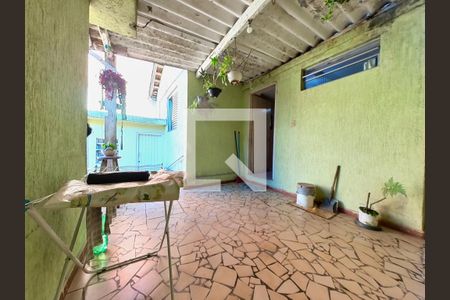 Casa à venda com 106m², 2 quartos e 4 vagasQuintal