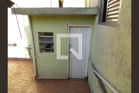 Casa à venda com 106m², 2 quartos e 4 vagasLavanderia