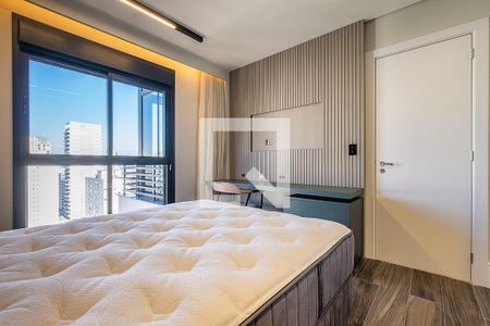 Suíte de apartamento para alugar com 2 quartos, 107m² em Cerqueira César, São Paulo