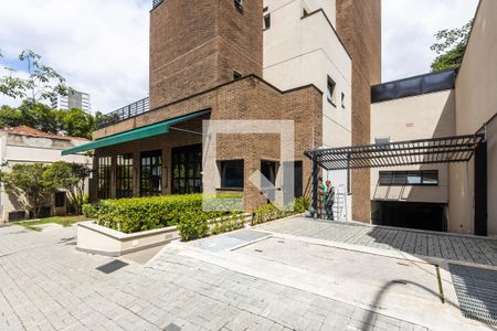 Apartamento à venda com 107m², 2 quartos e 3 vagasFachada