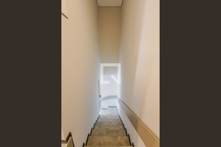 Apartamento à venda com 107m², 2 quartos e 3 vagasEscada