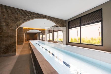 Apartamento à venda com 107m², 2 quartos e 3 vagasPiscina