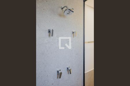 Apartamento à venda com 107m², 2 quartos e 3 vagasBanheiro da Suíte 1