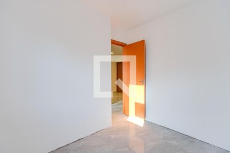 Quarto 1 de apartamento à venda com 2 quartos, 40m² em Vila Nova, Porto Alegre