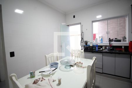 Casa à venda com 100m², 2 quartos e 3 vagasCozinha