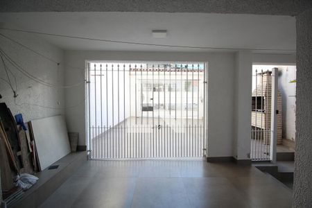Casa à venda com 100m², 2 quartos e 3 vagasGaragem