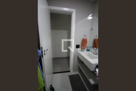 Casa à venda com 100m², 2 quartos e 3 vagasBanheiro 2