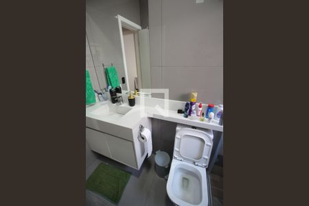 Casa à venda com 100m², 2 quartos e 3 vagasBanheiro 