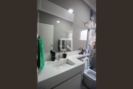 Casa à venda com 100m², 2 quartos e 3 vagasBanheiro 