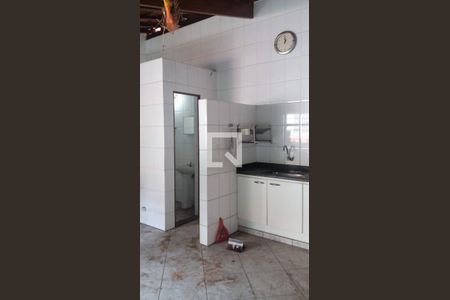 Casa à venda com 270m², 4 quartos e 3 vagas Casa à venda com 270m², 4 quartos e 3 vagasLavanderia