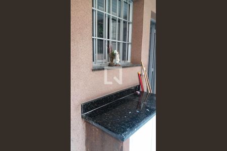 Casa à venda com 270m², 4 quartos e 3 vagas Casa à venda com 270m², 4 quartos e 3 vagasÁrea de Serviço