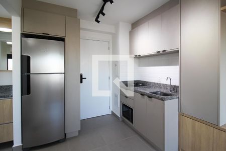 Cozinha de apartamento para alugar com 1 quarto, 31m² em Indianópolis, São Paulo