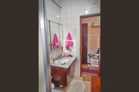 Casa para alugar com 500m², 3 quartos e 1 vagaBanheiro 1