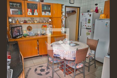 Casa para alugar com 500m², 3 quartos e 1 vagaCozinha 1